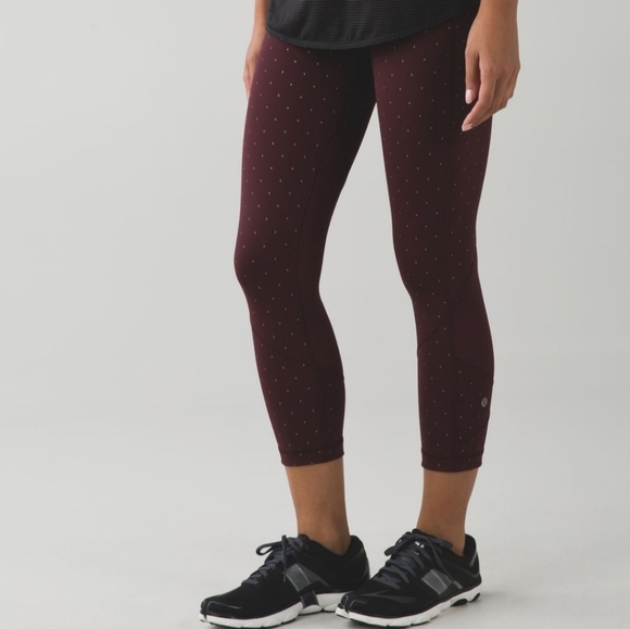 lululemon athletica Pants - Lululemon Pace Rival Crop leggings